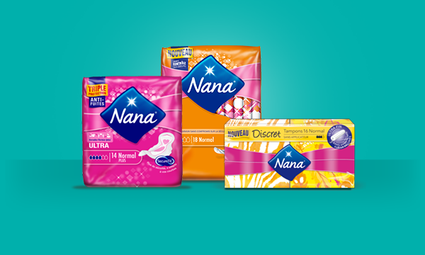 Tres productos para la menstruación sobre fondo turquesa - Saba